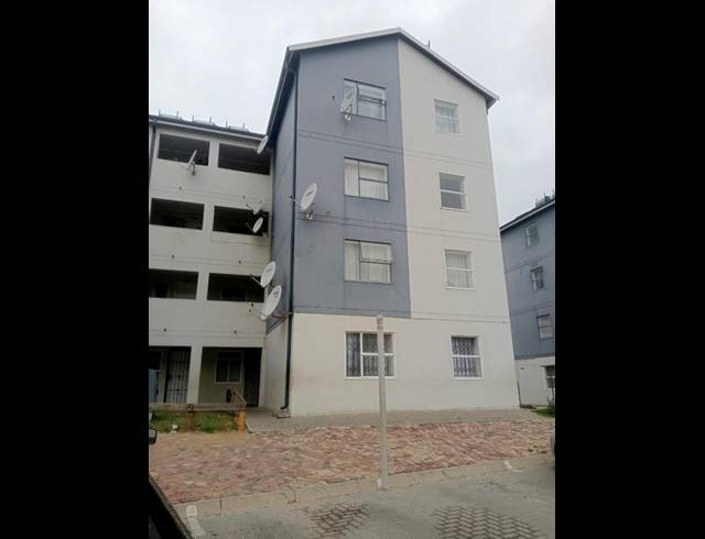 2 BEDROOM APARTMENT FOR SALE IN RIVERSIDE VIEW